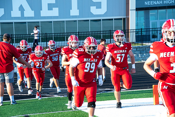 Neenah vs Appleton East 0109