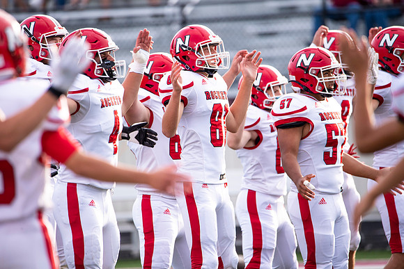 Neenah v DePere_0113