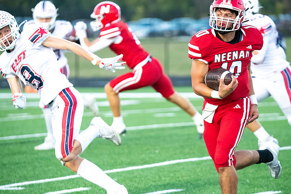 Neenah vs Appleton East 0306