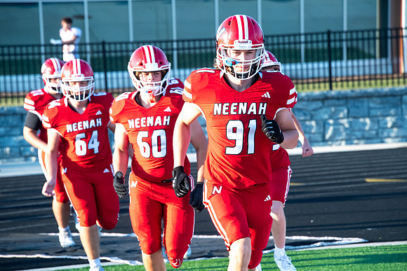 Neenah vs Appleton East 0130