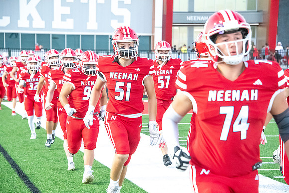 Neenah vs Kimberly 0166
