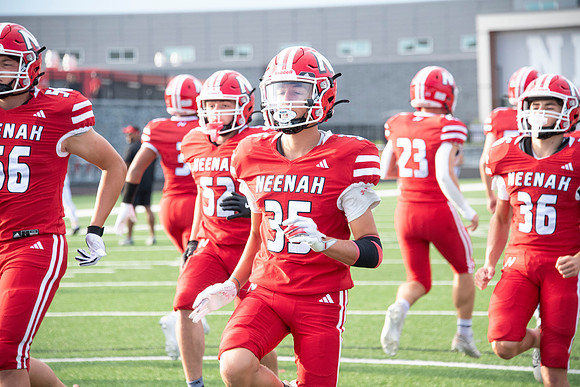 NHS_vs_Muskego_0259
