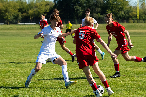 Neenah vs Sussex Hamilton 039