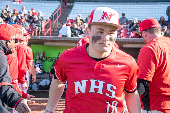 Neenah vs Menasha0231