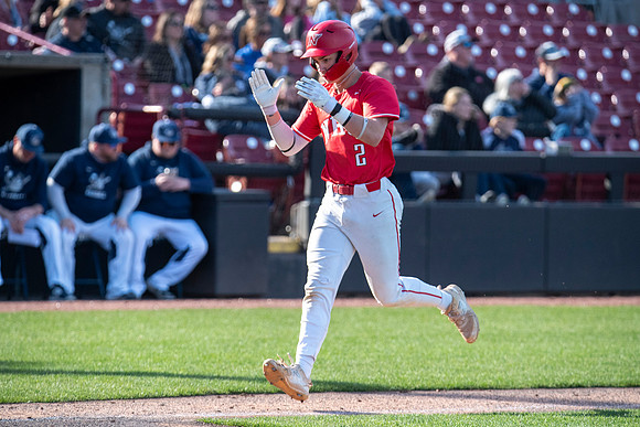 Neenah vs Menasha0350