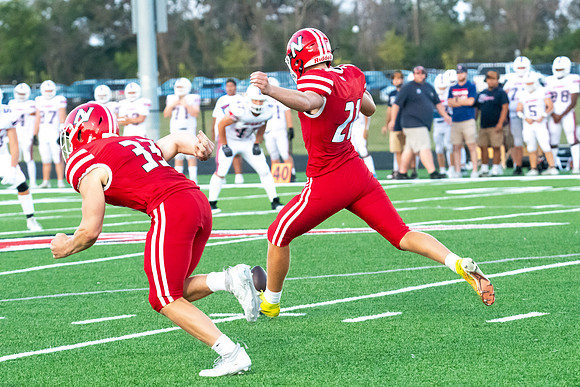 Neenah vs Appleton East 0249