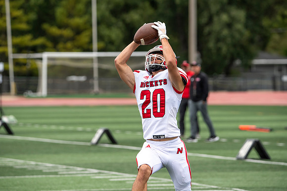 Neenah v Oshkosh North_0021