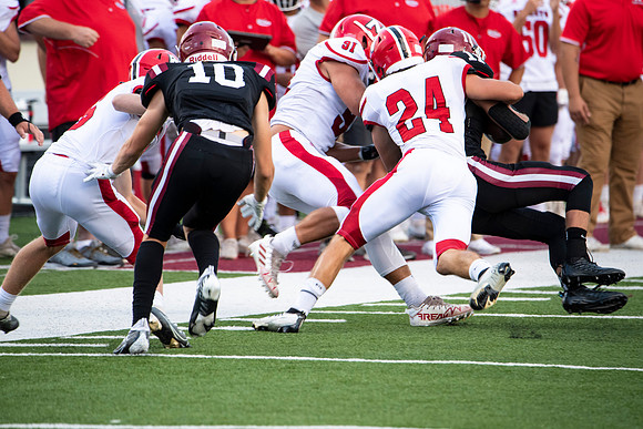 Neenah v DePere_0280