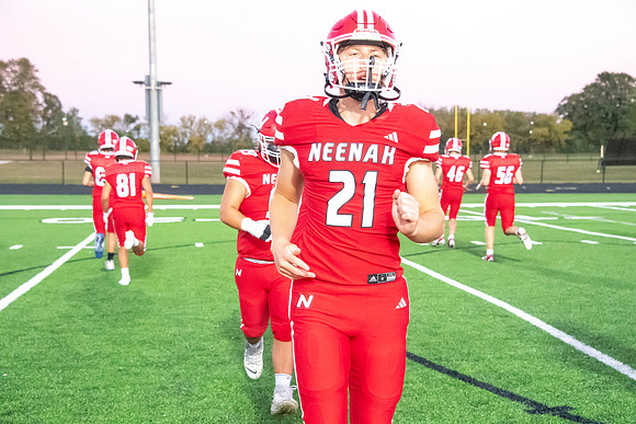 Neenah vs Kimberly 0354