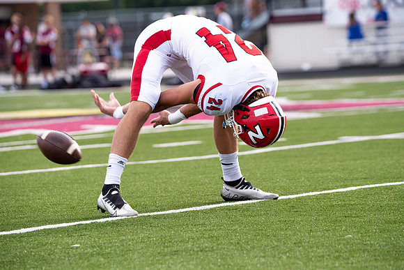 Neenah v DePere_0030