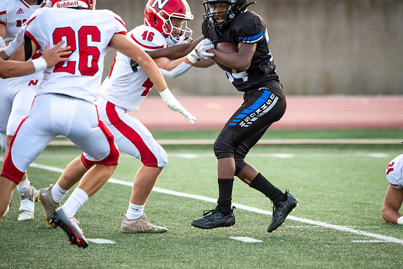 Neenah v Oshkosh West_0189