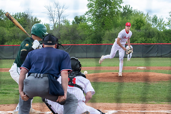 Neenah vs DC Everest 219