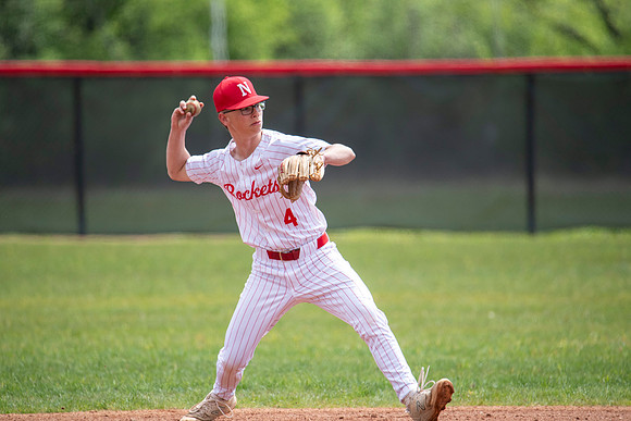 Neenah vs DC Everest 069