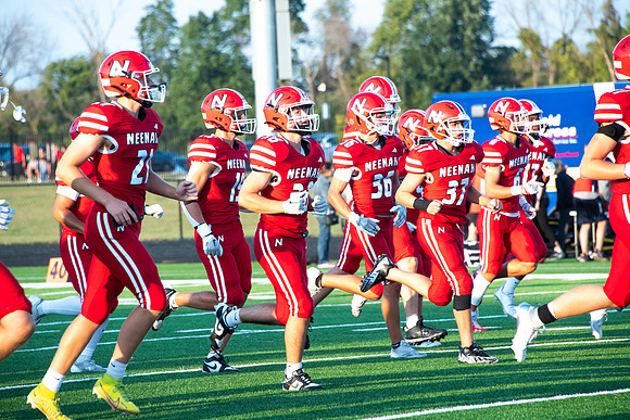 Neenah vs Appleton East 0238