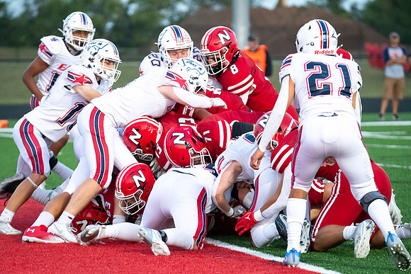 Neenah vs Appleton East 0404