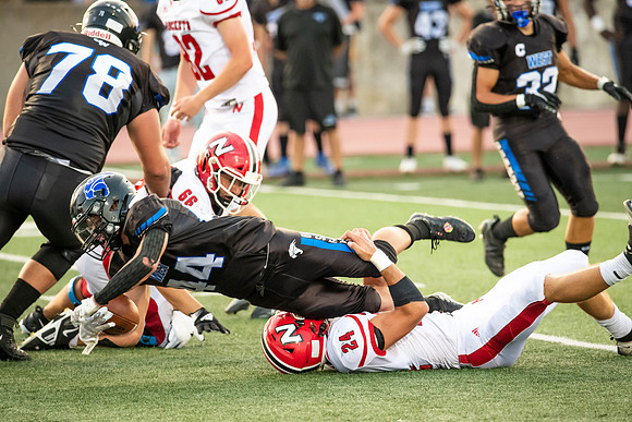Neenah v Oshkosh West_0275