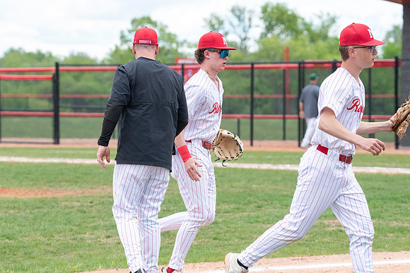 Neenah vs DC Everest 300