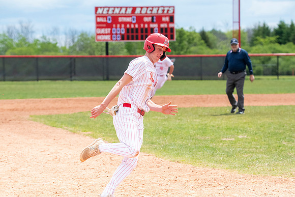 Neenah vs DC Everest 336