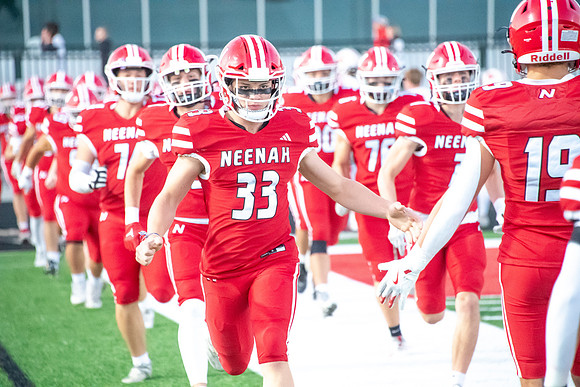 Neenah vs Kimberly 0154