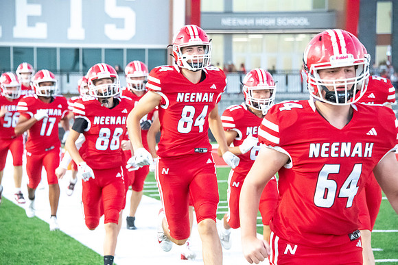Neenah vs Kimberly 0190