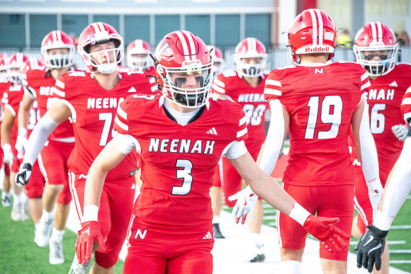Neenah vs Kimberly 0160