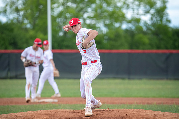 Neenah vs DC Everest 206