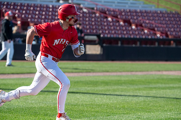 Neenah vs Menasha0325