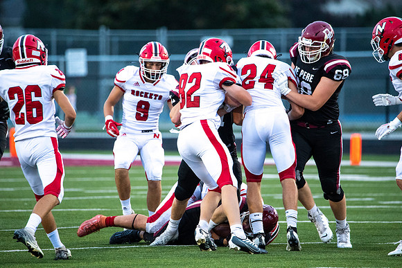 Neenah v DePere_0326