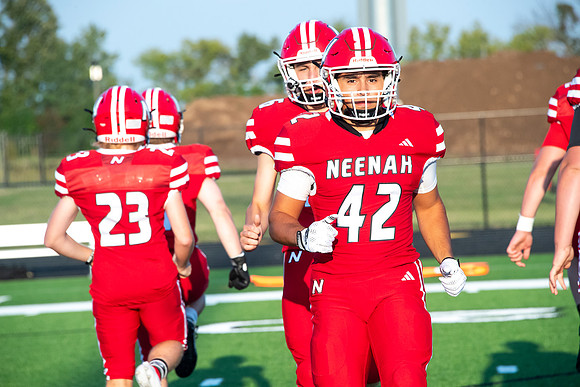 Neenah vs Appleton East 0150
