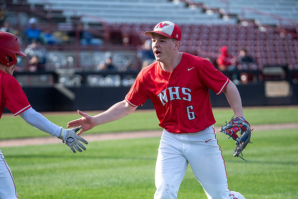 Neenah vs Menasha0450