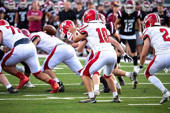 Neenah v DePere_0245