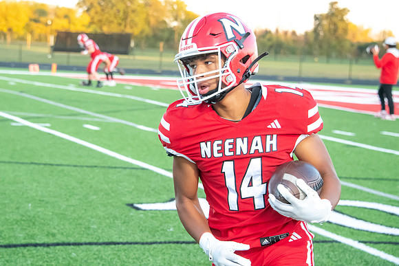 Neenah vs Kimberly 0127