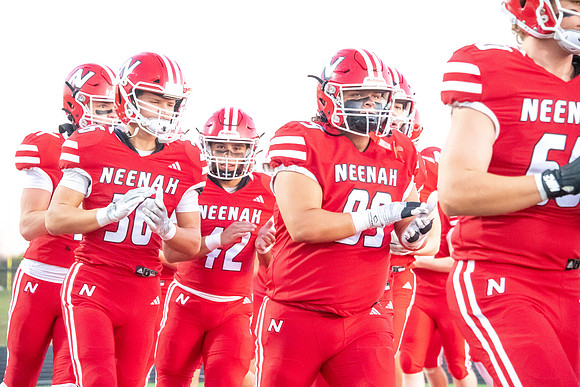 Neenah vs Kimberly 0241