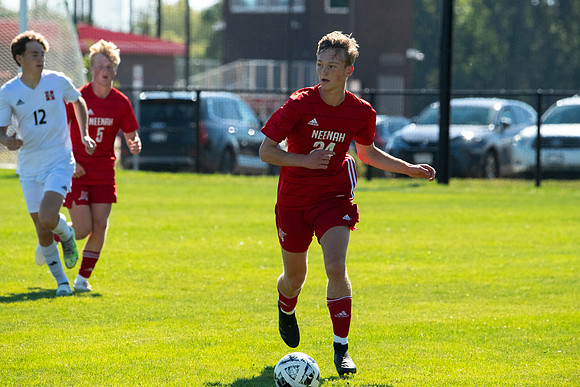 Neenah vs Sussex Hamilton 102
