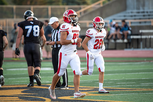Neenah v Oshkosh West_0126
