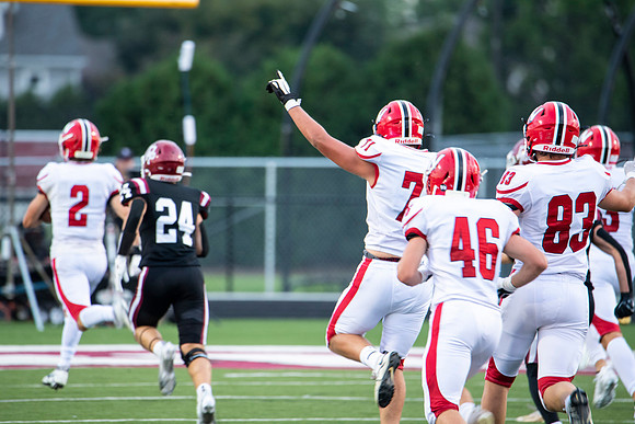 Neenah v DePere_0312