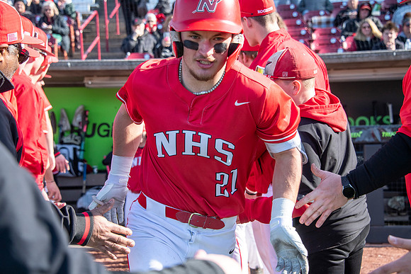 Neenah vs Menasha0202