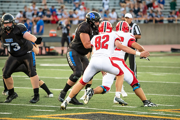 Neenah v Oshkosh West_0281