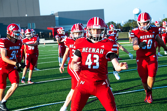 Neenah vs Appleton East 0171