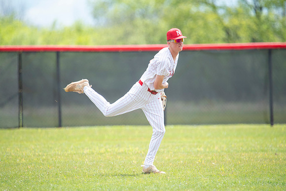 Neenah vs DC Everest 029