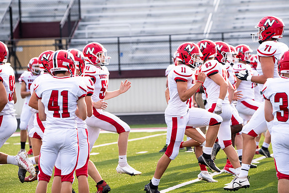 Neenah v DePere_0115
