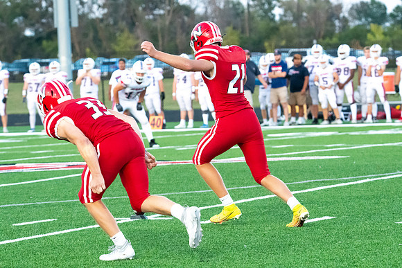 Neenah vs Appleton East 0248