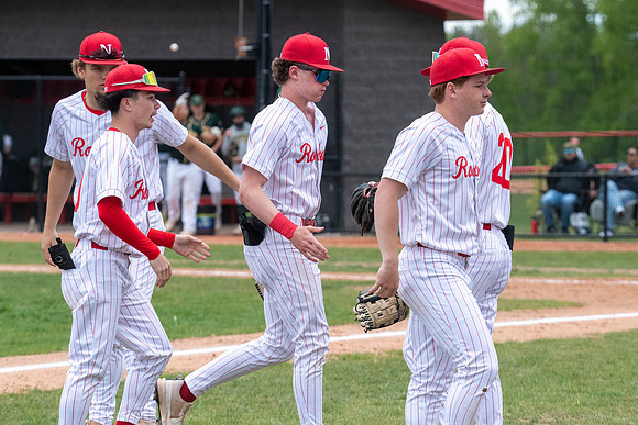 Neenah vs DC Everest 304