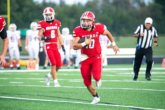 Neenah vs Appleton East 0370