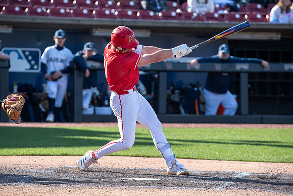Neenah vs Menasha0305