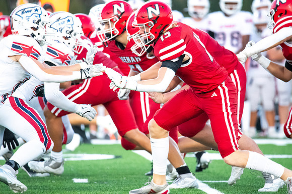 Neenah vs Appleton East 0277