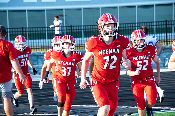 Neenah vs Appleton East 0126