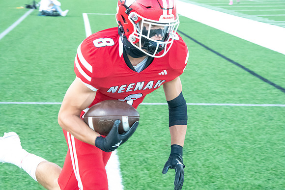 Neenah vs Kimberly 0028