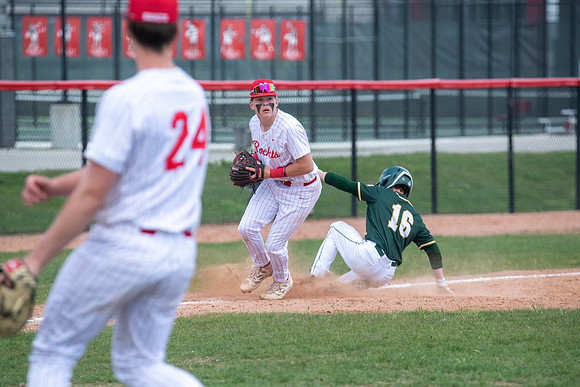 Neenah vs DC Everest 436
