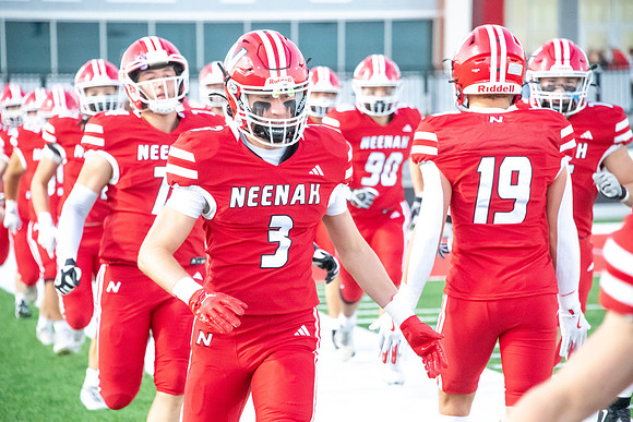 Neenah vs Kimberly 0159